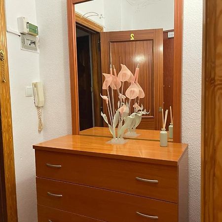 Apartamento De 1 Dormitorio En Buena Ubicacion Apartment อัลบาเซเต ภายนอก รูปภาพ