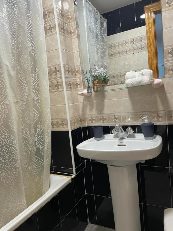 Apartamento De 1 Dormitorio En Buena Ubicacion Apartment อัลบาเซเต ภายนอก รูปภาพ